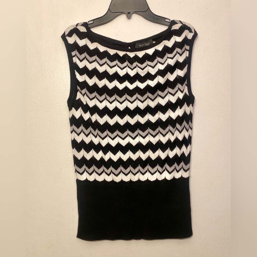 White‎ House Black Market Metallic Chevron Knit Sleeveless Shell Sweater Medium